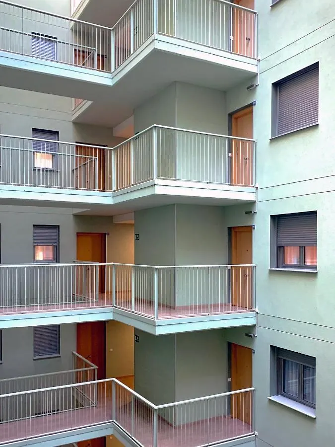 Apartamentos Aura Park Fira Bcn ロスピタレート・デ・リョブレガート 0*,  スペイン
