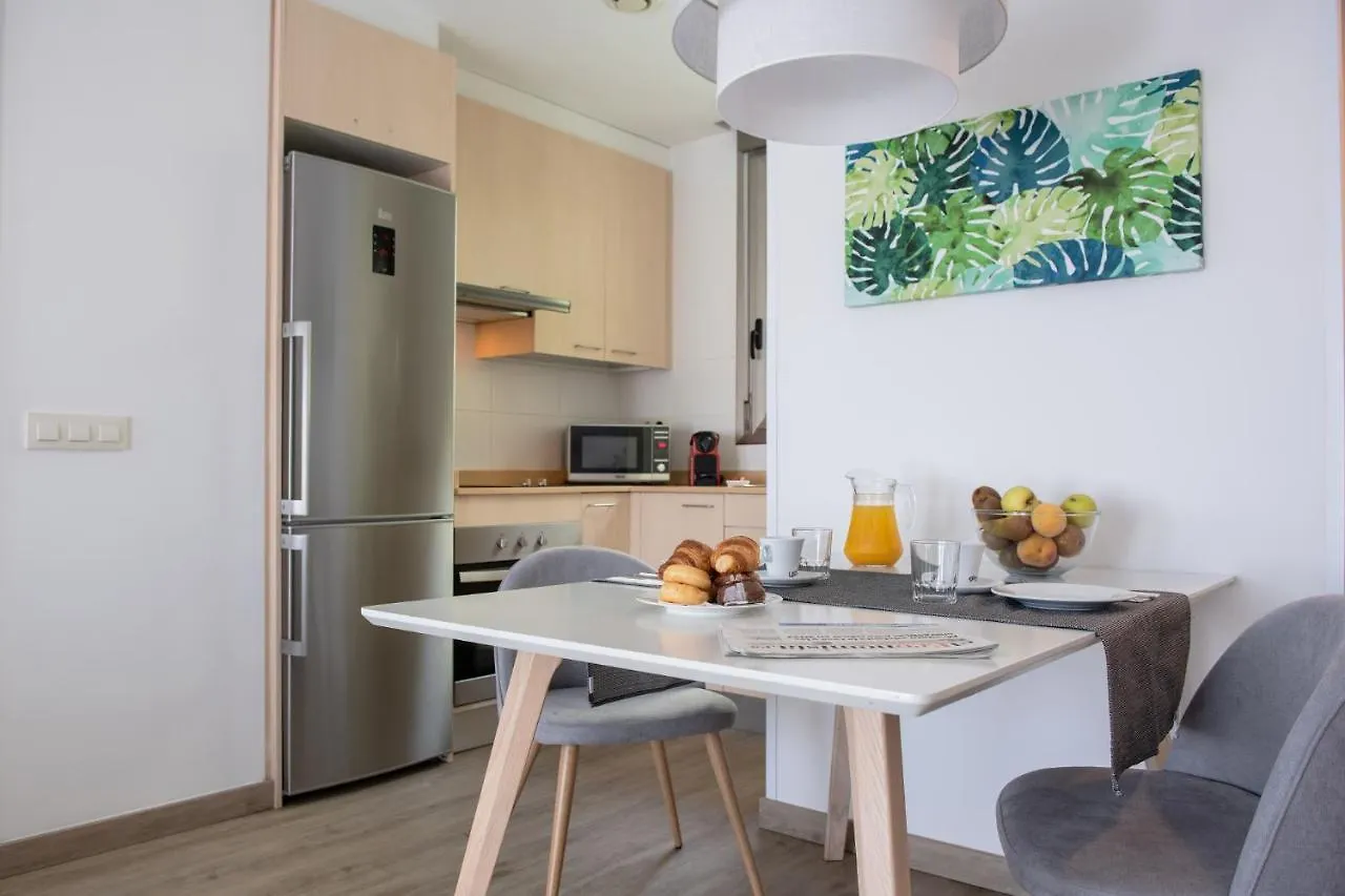 Apartamentos Aura Park Fira Bcn ロスピタレート・デ・リョブレガート アパート