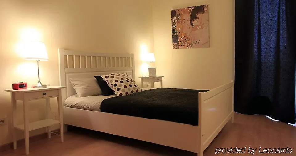 Apartamentos Aura Park Fira Bcn ロスピタレート・デ・リョブレガート 0*,