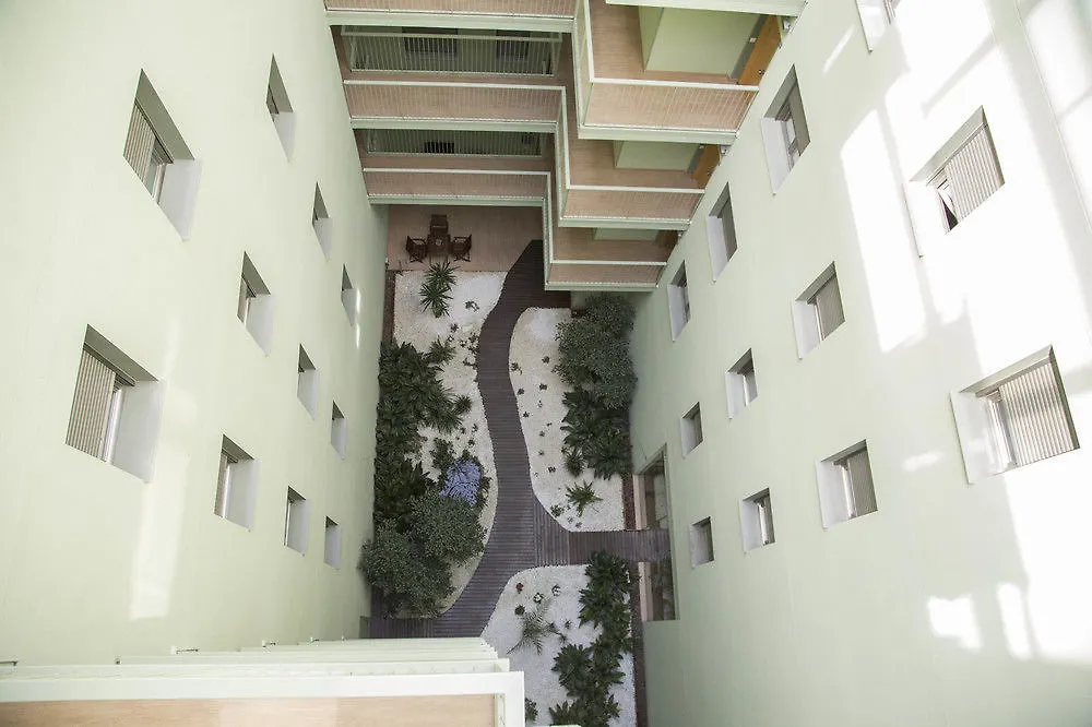 Apartamentos Aura Park Fira Bcn ロスピタレート・デ・リョブレガート