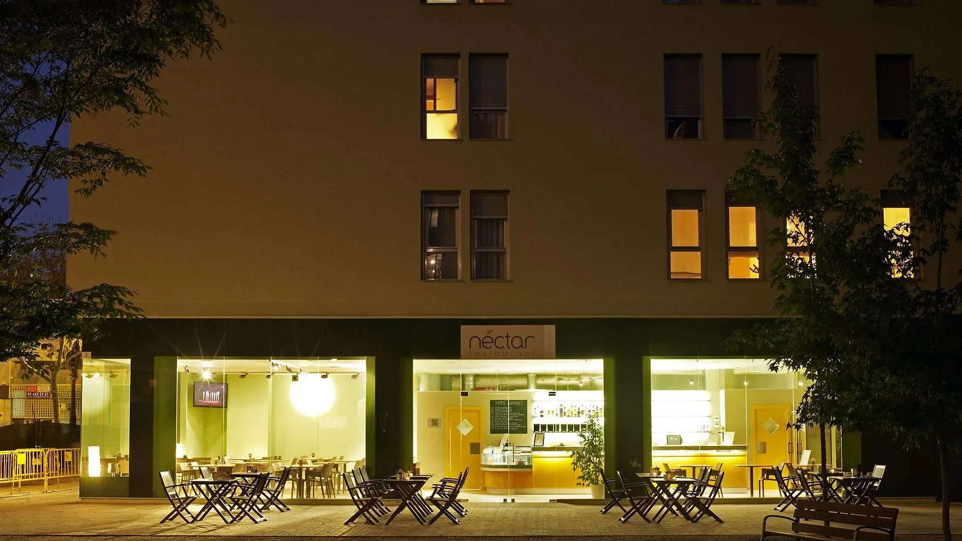 Apartamentos Aura Park Fira Bcn ロスピタレート・デ・リョブレガート アパート